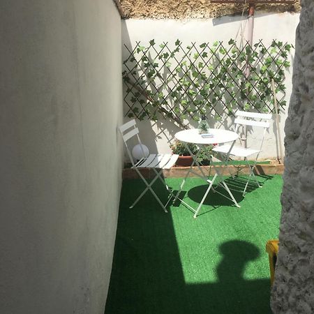 Da Julia Apartman Oristano Kültér fotó